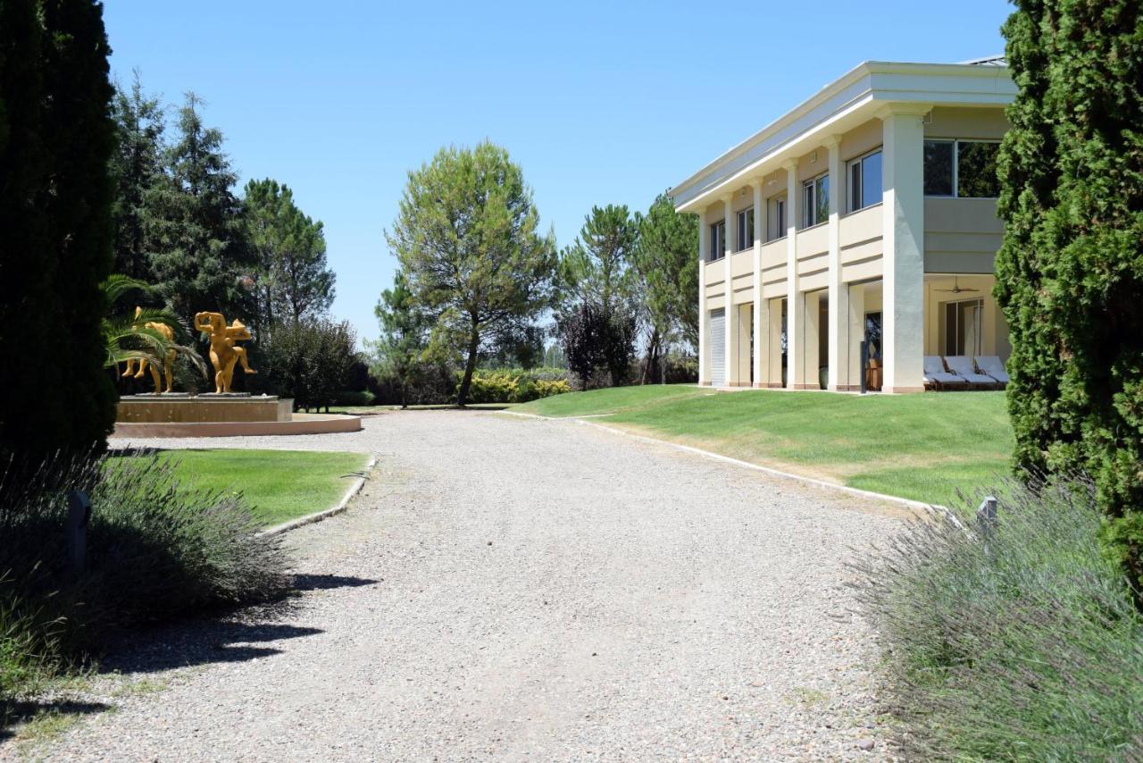 Estancia Mendoza Wine Hotel Tunuyan Exterior photo